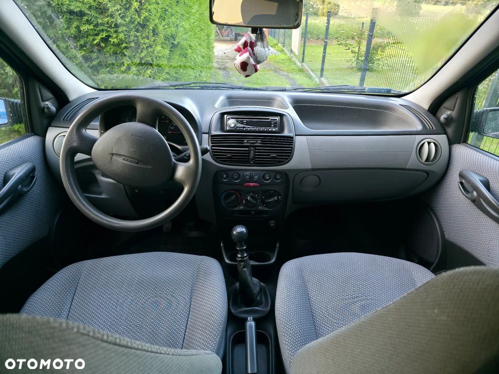 Fiat Punto 1.2 8V Class - 2