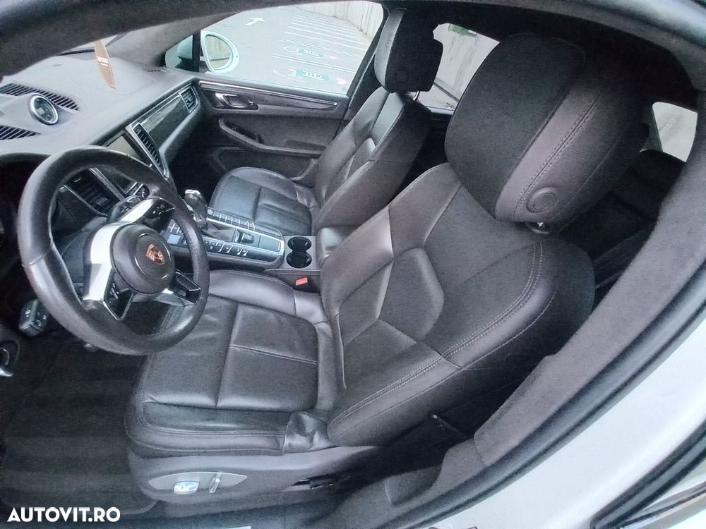 Porsche Macan 3.0 PDK S - 27