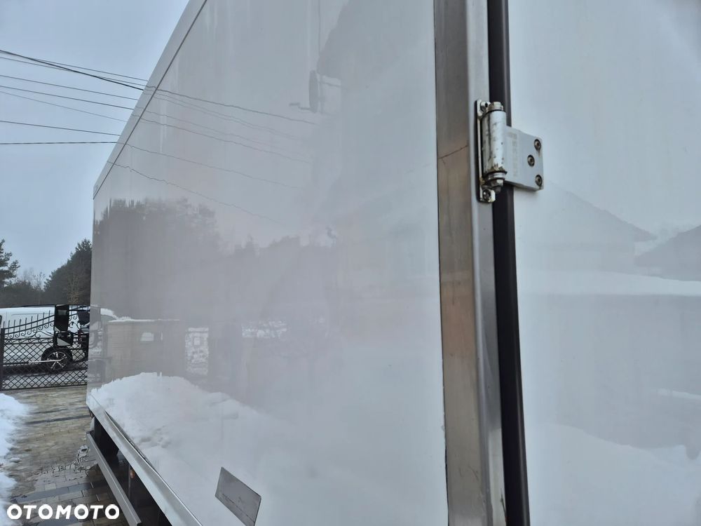 Mitsubishi CANTER 7C15 DMC 7499KG KONTENER CHŁODNIA 5.20 DŁ 177.000KM SPROWADZONY - 9