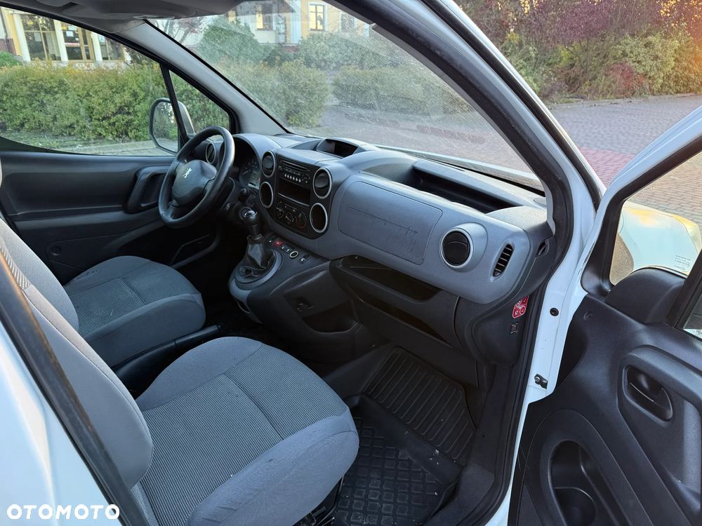 Peugeot PARTNER - 11