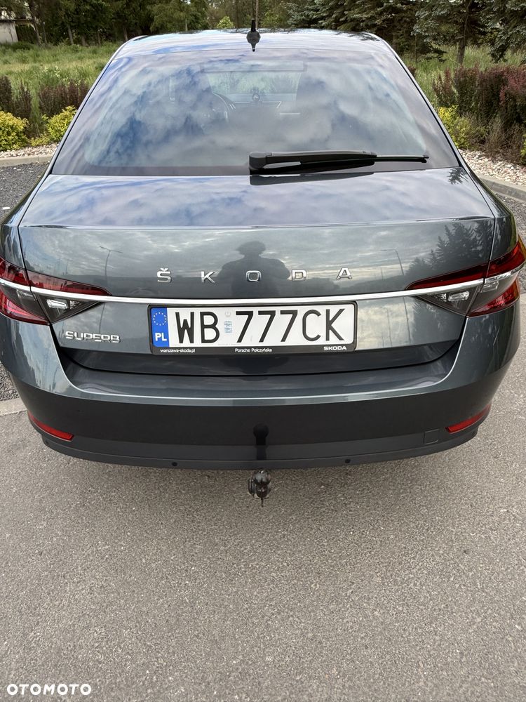 Skoda Superb 2.0 TDI SCR Style DSG - 28