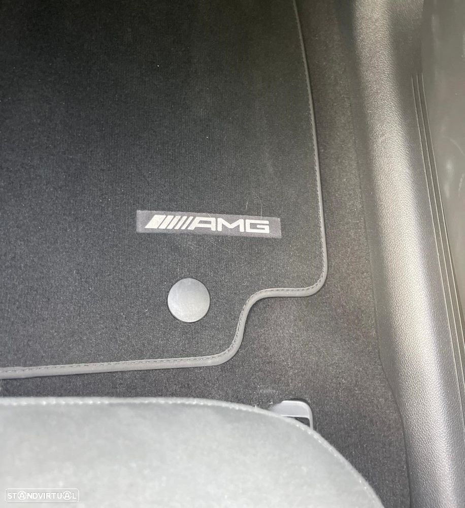 Mercedes-Benz E 300 e AMG Line - 37