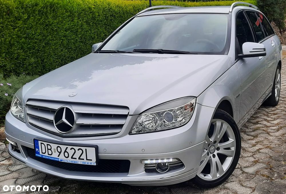 Mercedes-Benz Klasa C 180 T Kompressor Automatik BlueEFFICIENCY Avantgarde - 2