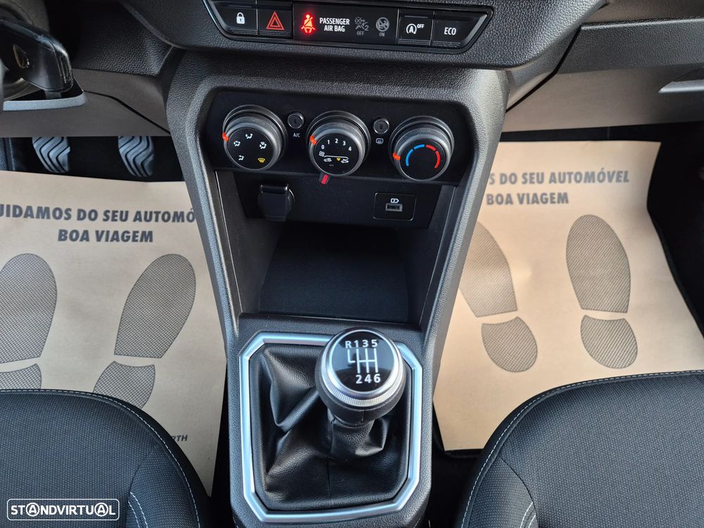Dacia Sandero 1.0 TCe Comfort - 35