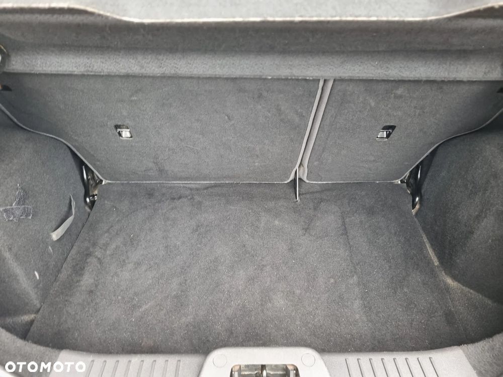 Ford Fiesta 1.25 Silver X (SVP) - 12