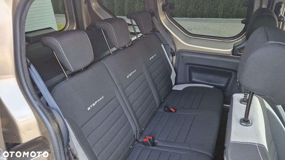 Dacia Dokker 1.5 Blue dCi Stepway - 12