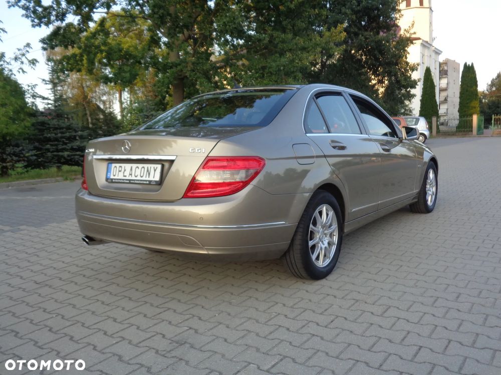 Mercedes-Benz Klasa C 200 (BlueEFFICIENCY) Avantgarde - 22