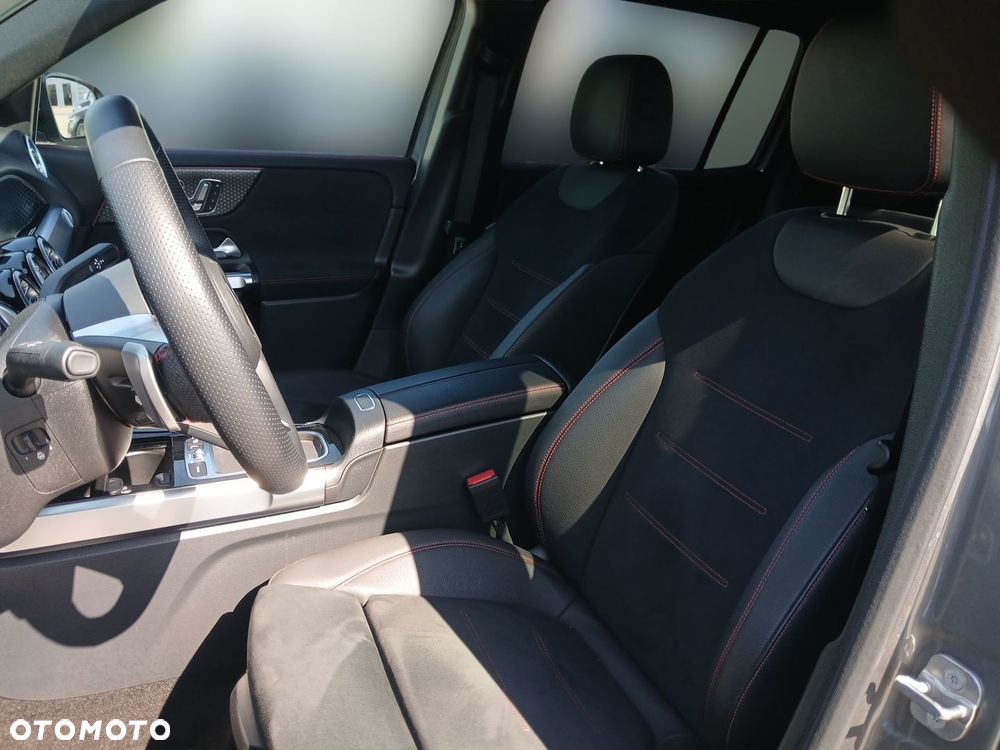 Mercedes-Benz GLB 220 d 4-Matic AMG Line 8G-DCT - 20