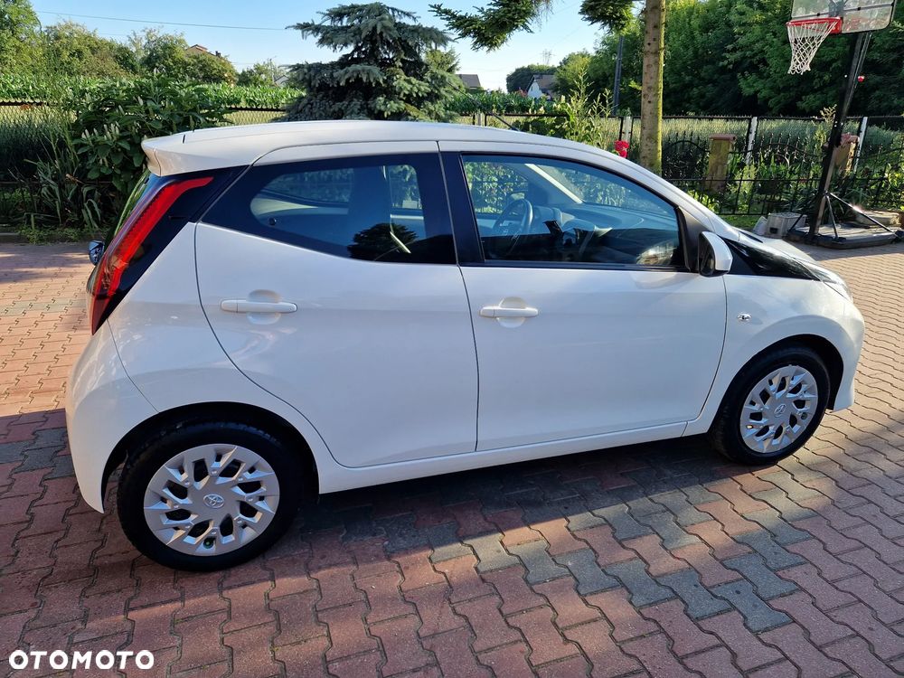 Toyota Aygo 1.0 VVT-i JBL Edition - 19