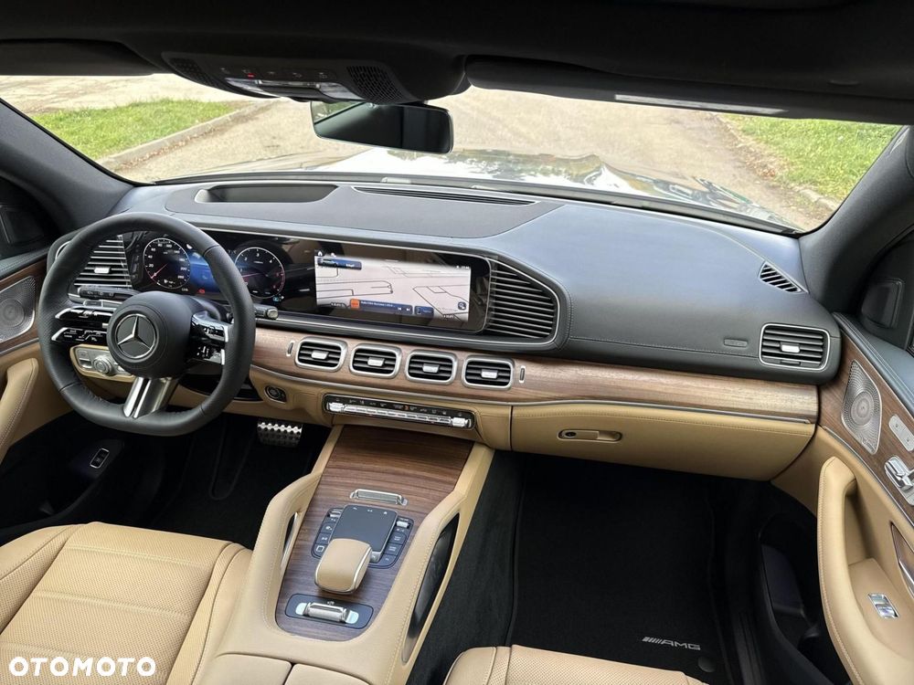 Mercedes-Benz GLS - 20