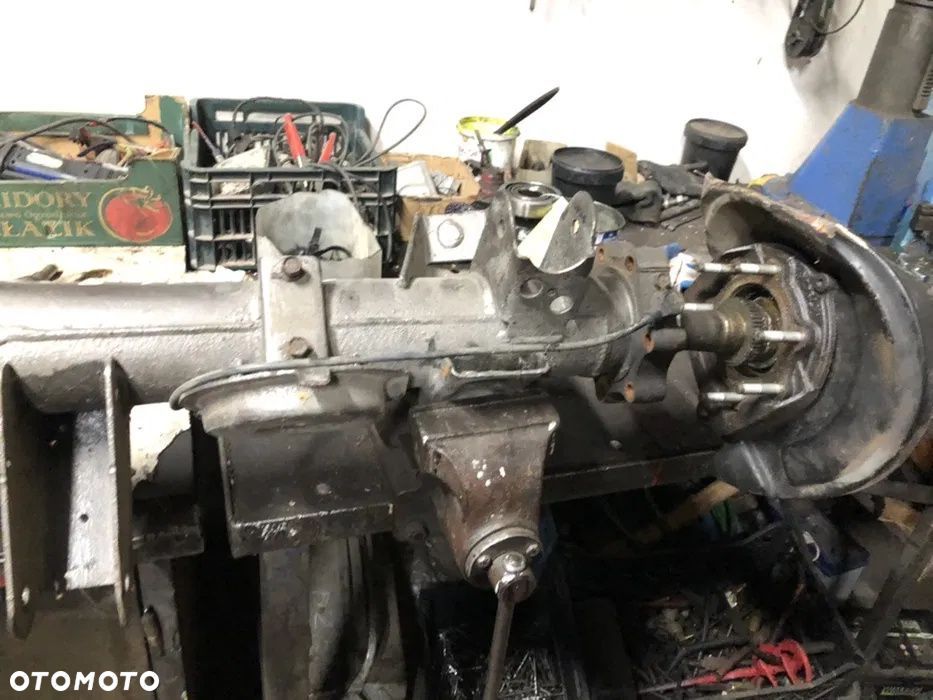 Pochwa mostu tył Nissan patrol y61 3.0tdi abs - 1