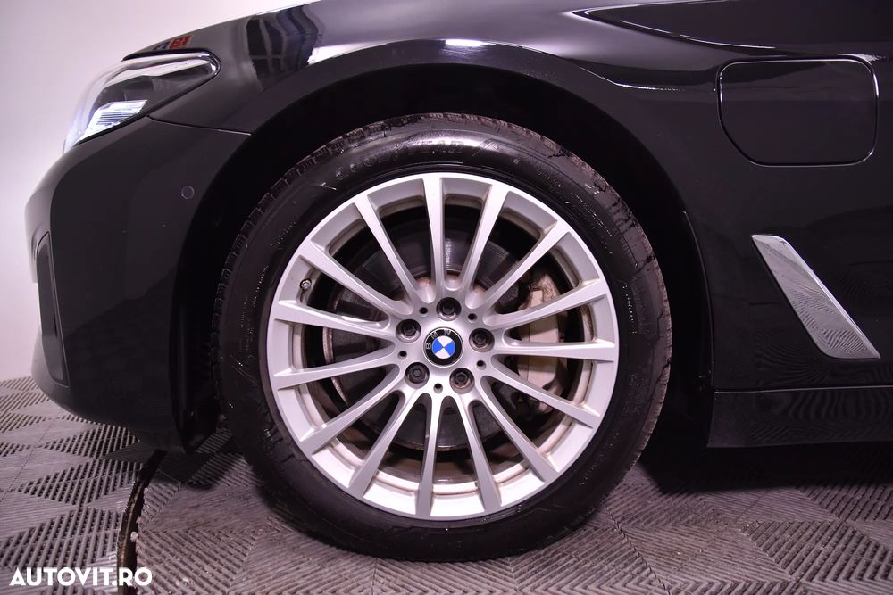 BMW Seria 5 - 13