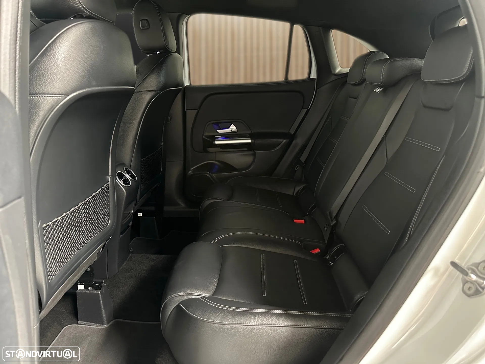 Mercedes-Benz GLA 250 e AMG Line - 11
