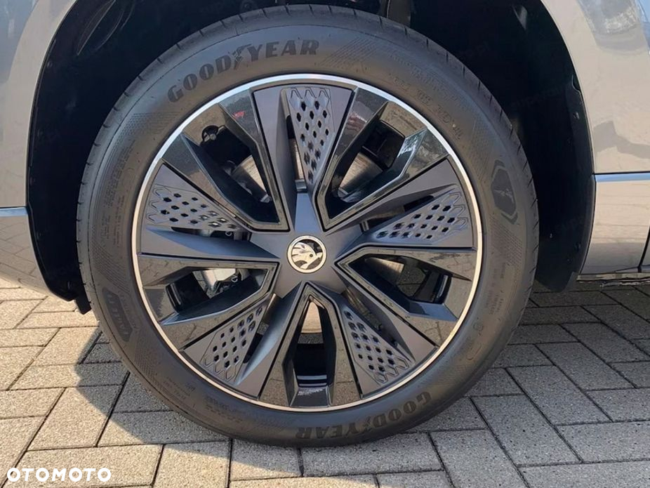 Skoda Karoq 2.0 TDI SCR 4x4 Sportline DSG - 9