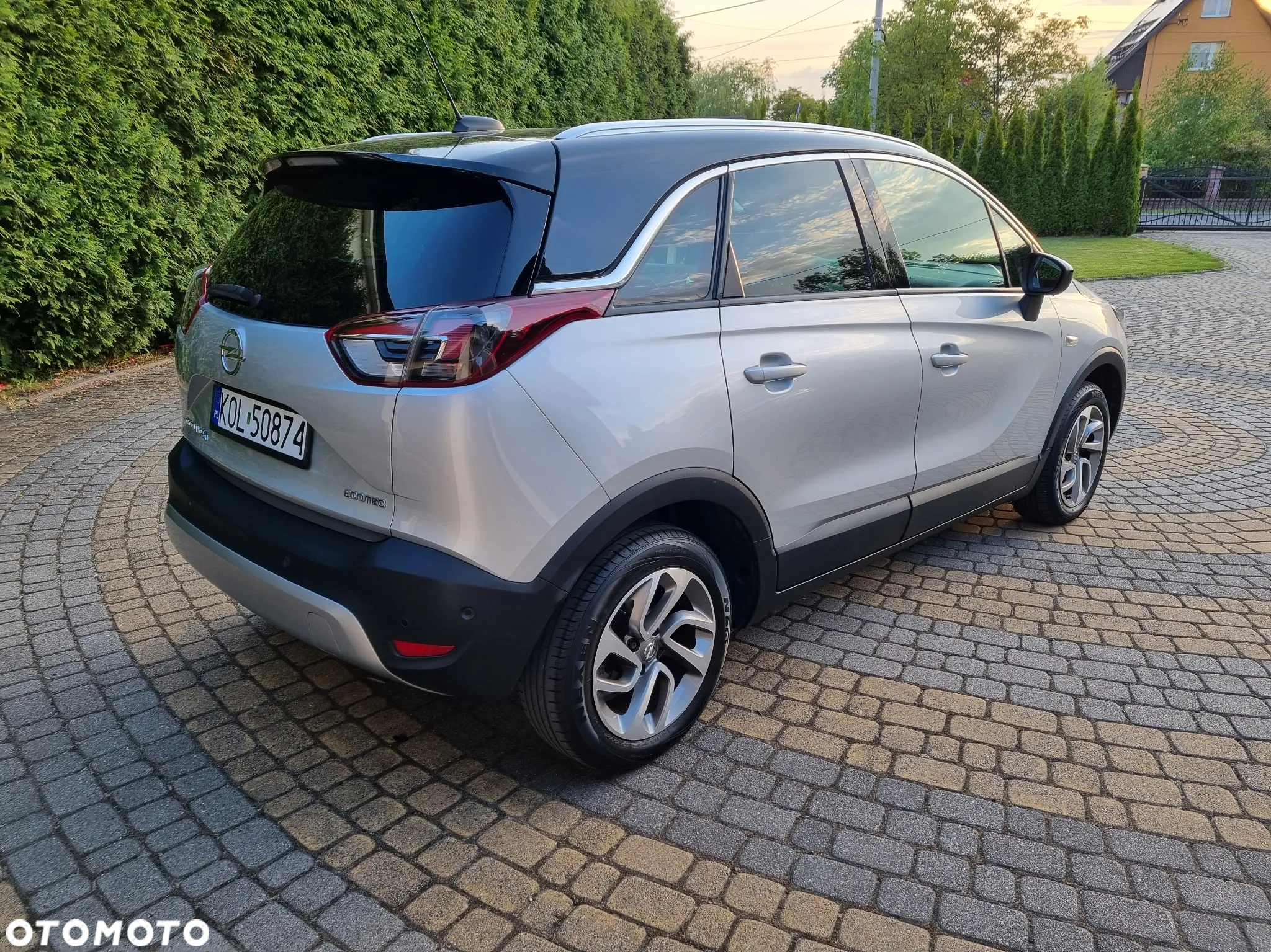Opel Crossland X 1.2 T Elite S&S - 3