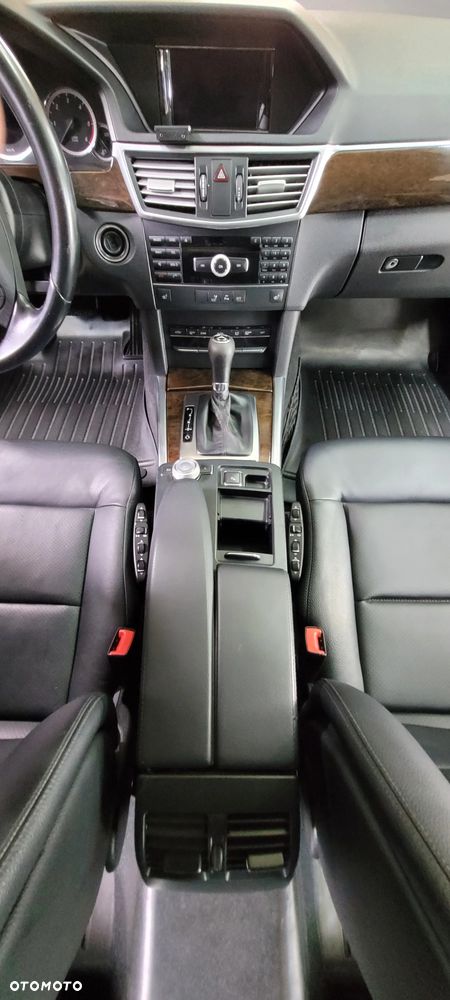 Mercedes-Benz Klasa E 200 CDI DPF BlueEFFICIENCY Automatik Avantgarde - 8