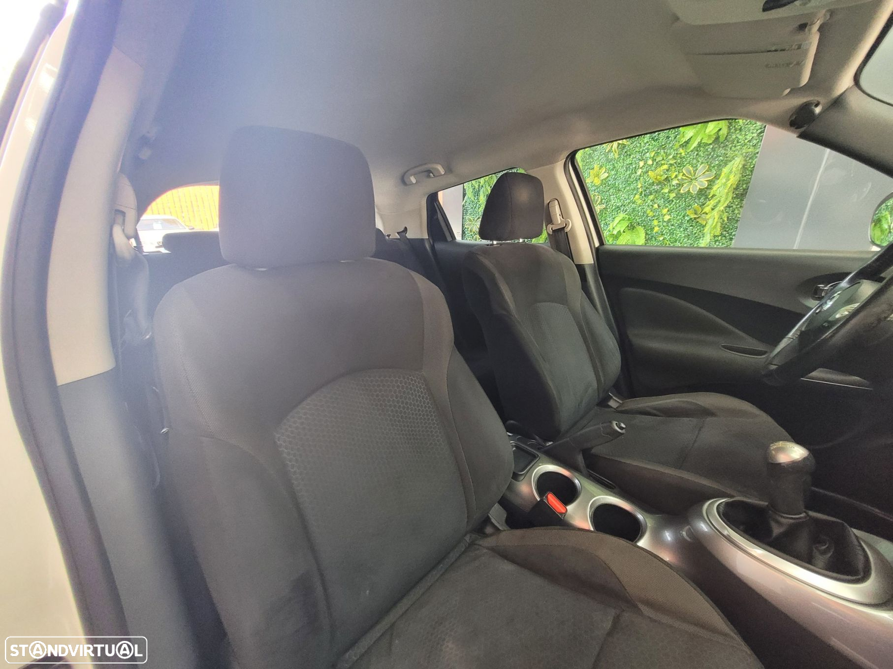 Nissan Juke 1.6 Eco Acenta Connect - 36