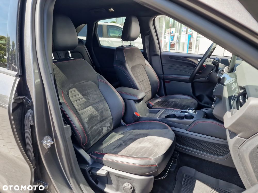 Ford Kuga 2.5 FHEV AWD ST-Line - 19