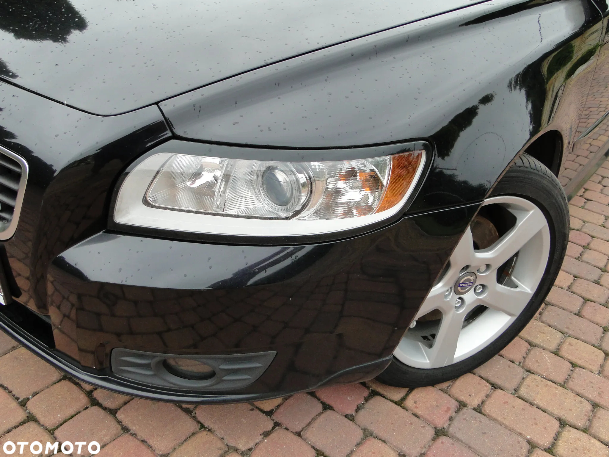 Volvo V50 D3 R-Design - 31