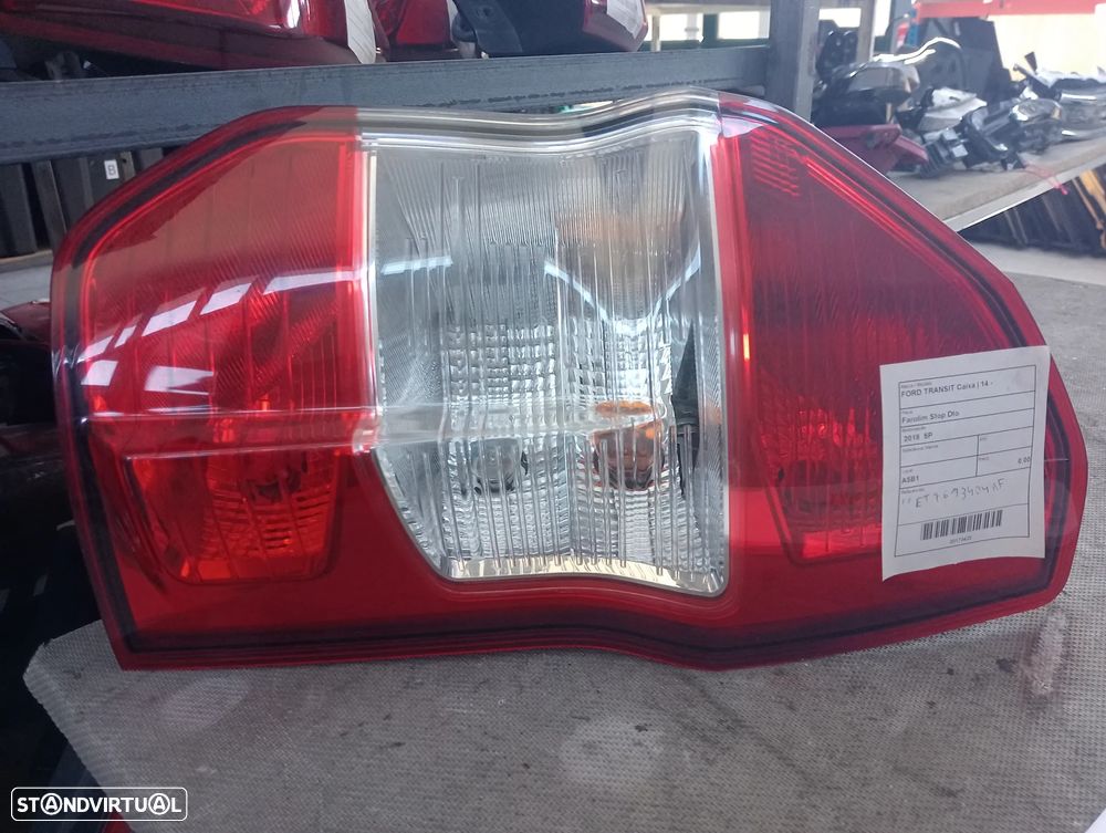 Farolim stop direito Ford Transit Caixa 14 - / ET7613404AF