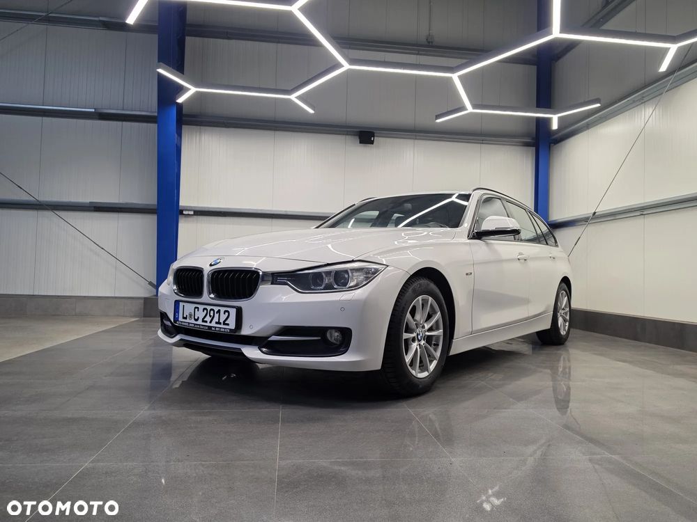 BMW Seria 3 316i Sport Line - 2