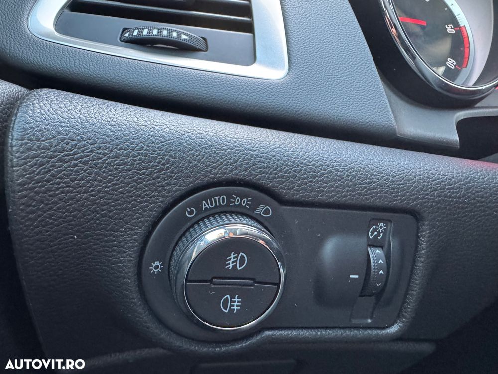 Opel Astra 1.7 CDTI DPF ecoFLEX Sports TourerStart/Stop Design Edition - 14