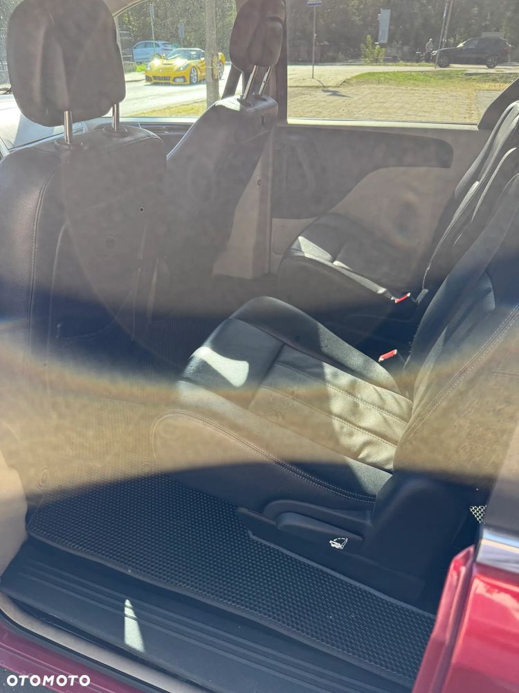 Chrysler Town & Country 3.6 Touring - 15