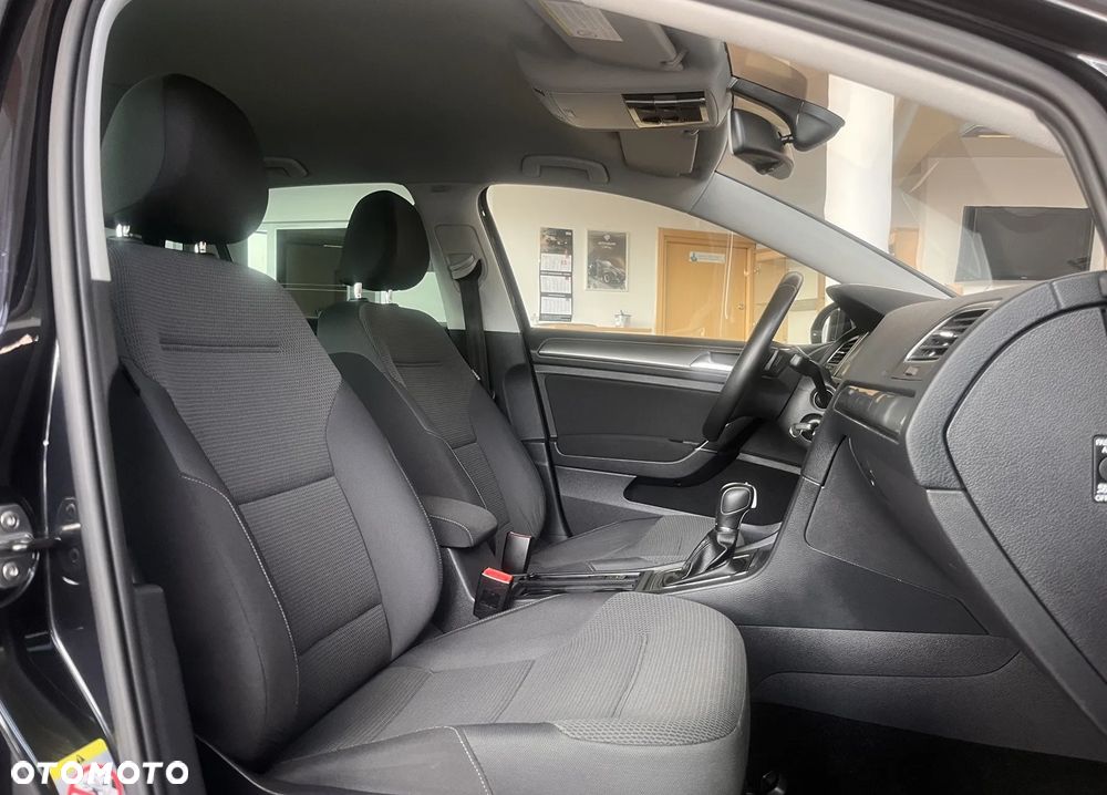 Volkswagen Golf 1.2 TSI DSG Comfortline - 24