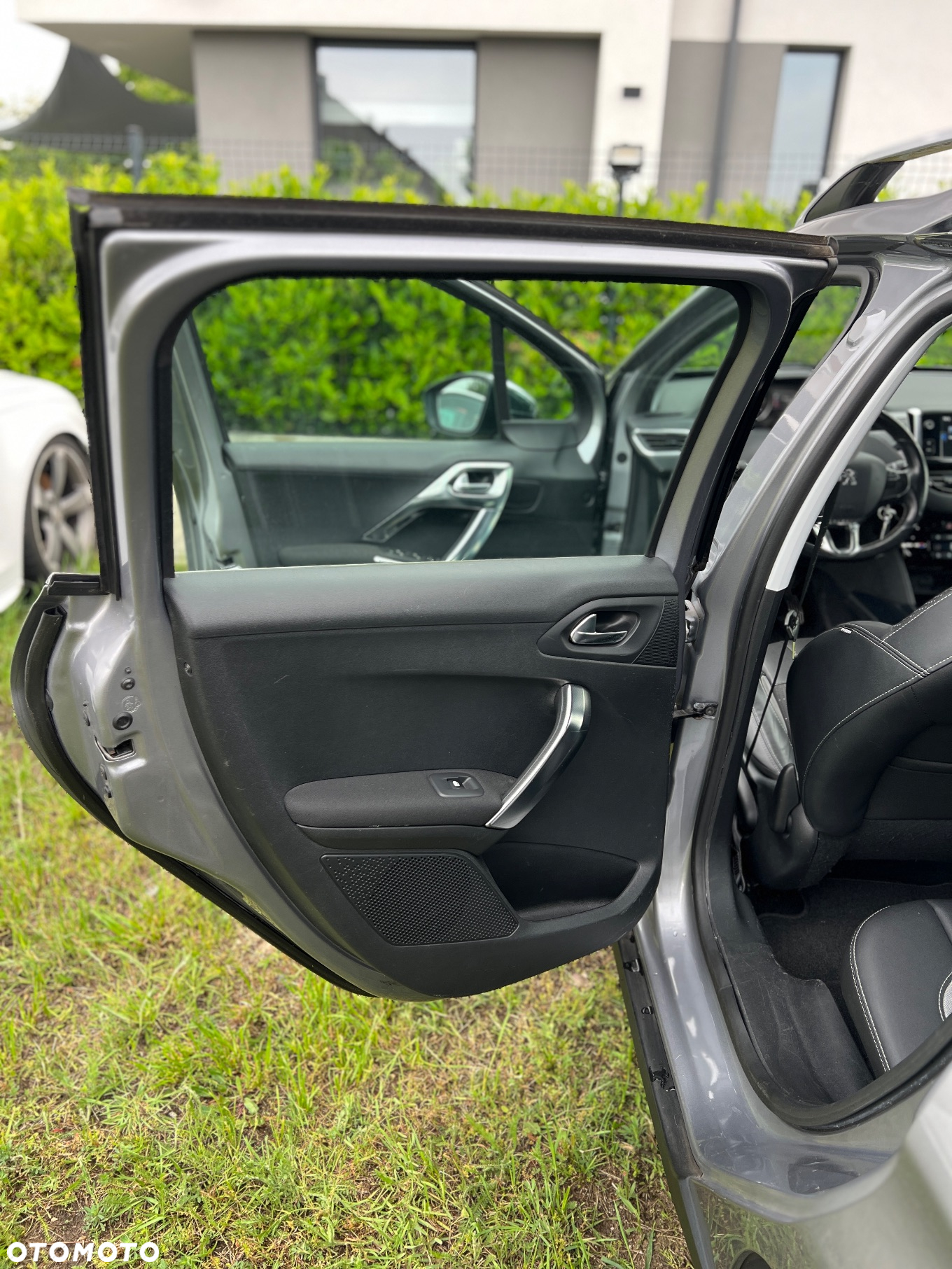 Peugeot 2008 120 VTI Business-Line - 10