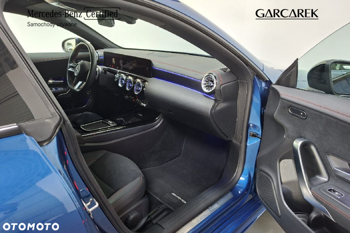 Mercedes-Benz CLA 200 AMG Line 7G-DCT - 19