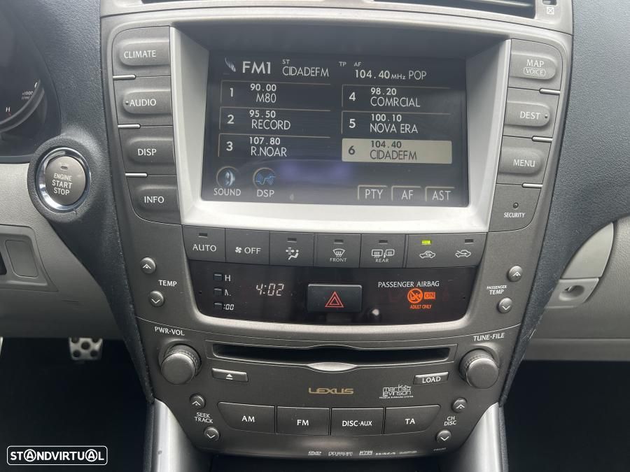Lexus IS 220 d Luxury 46 - 30