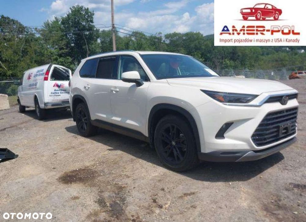 Toyota Grand Highlander - 1
