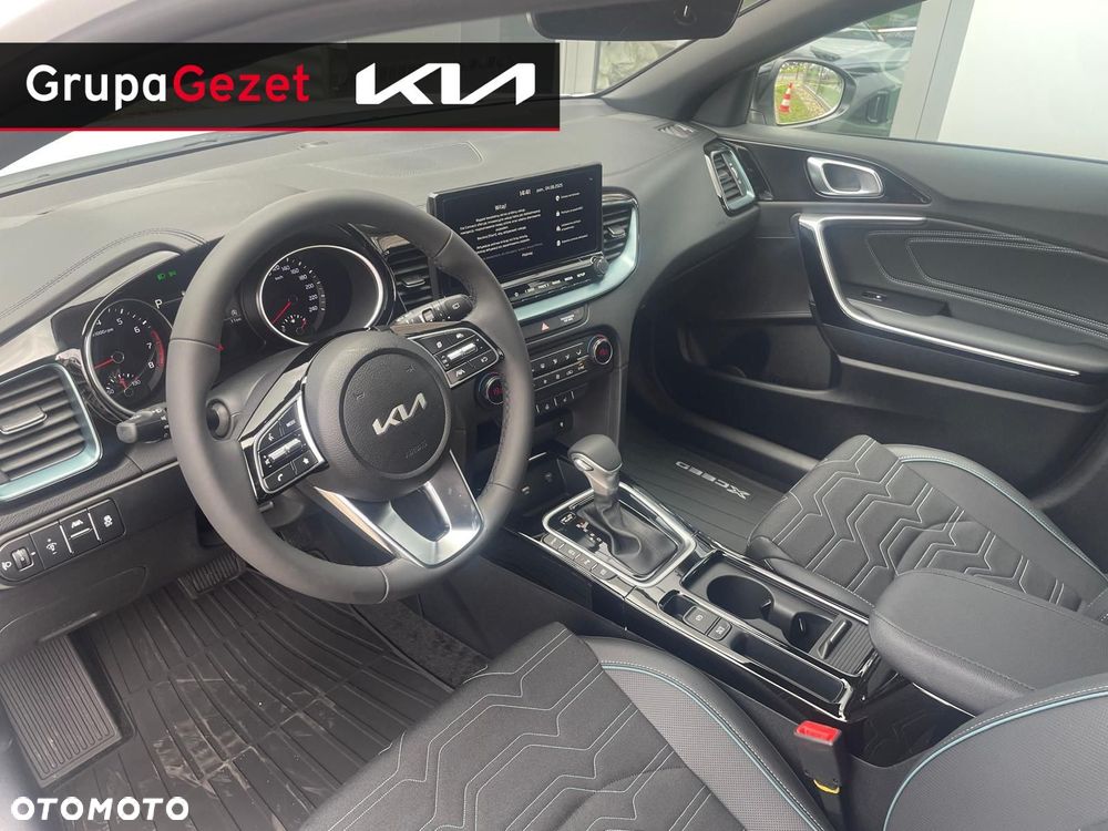 Kia XCeed - 14