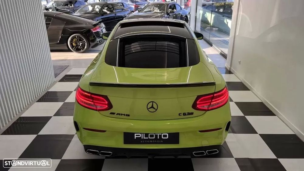 Mercedes-Benz C 63 AMG S - 17