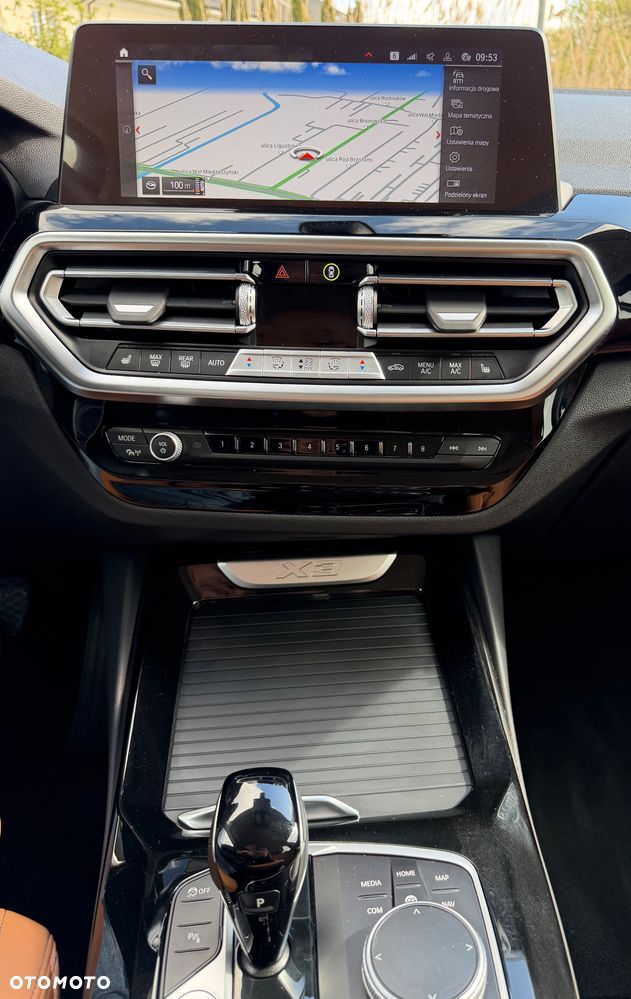 BMW X3 xDrive20i mHEV - 10