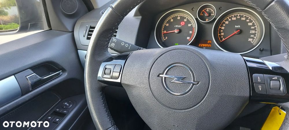 Opel Astra 1.8 Edition - 37