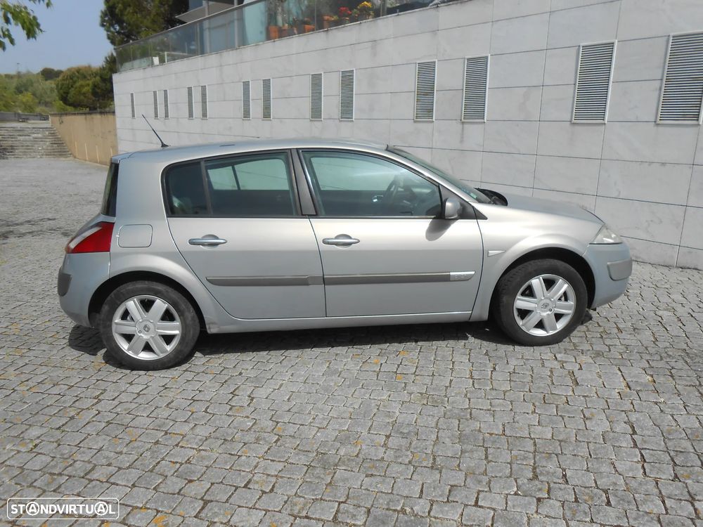 Renault Mégane 1.5 dCi Confort Dynamique - 6