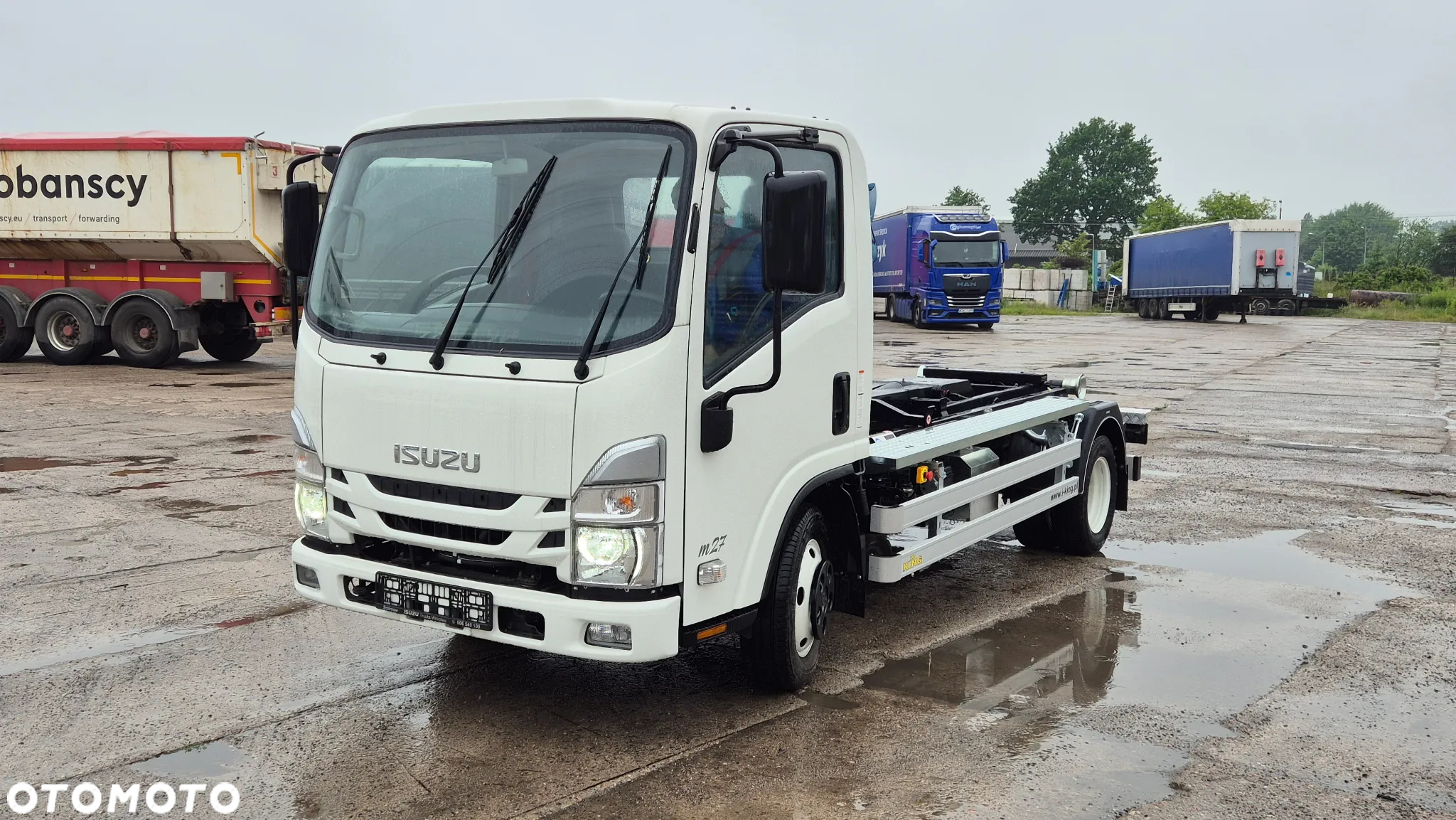 Isuzu L35 - 9