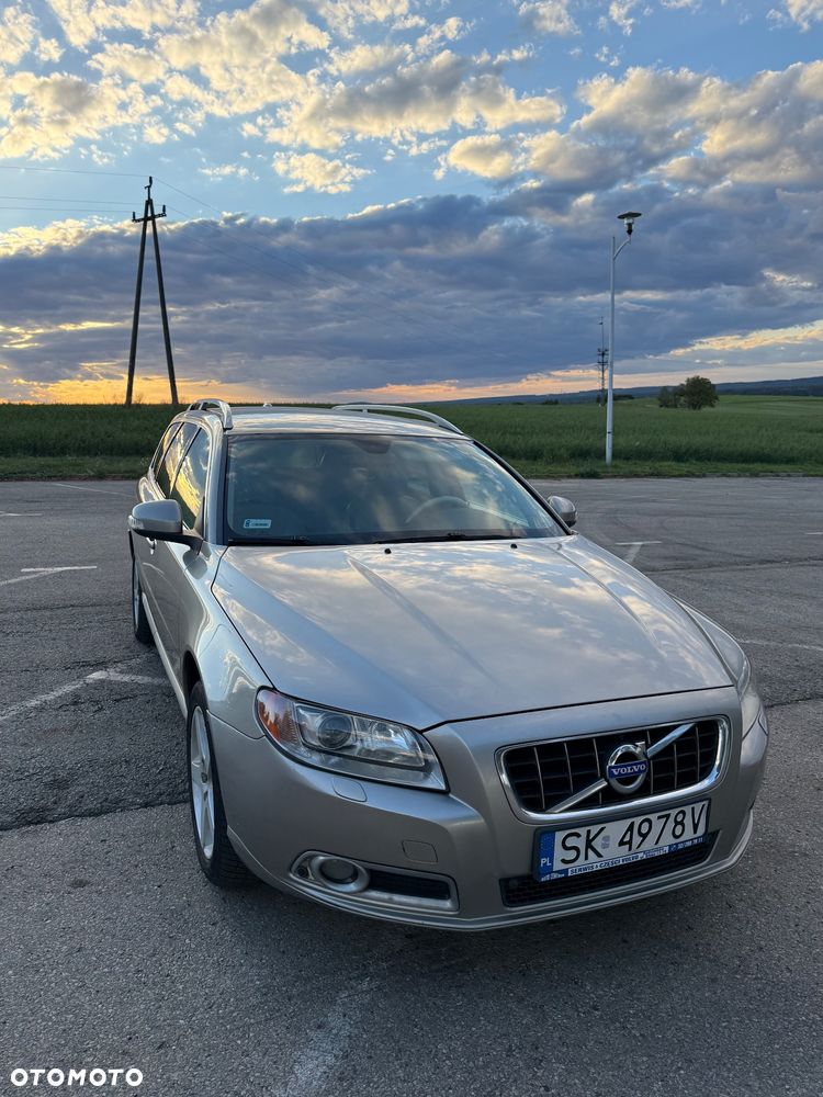 Volvo V70 2.0D Summum - 21