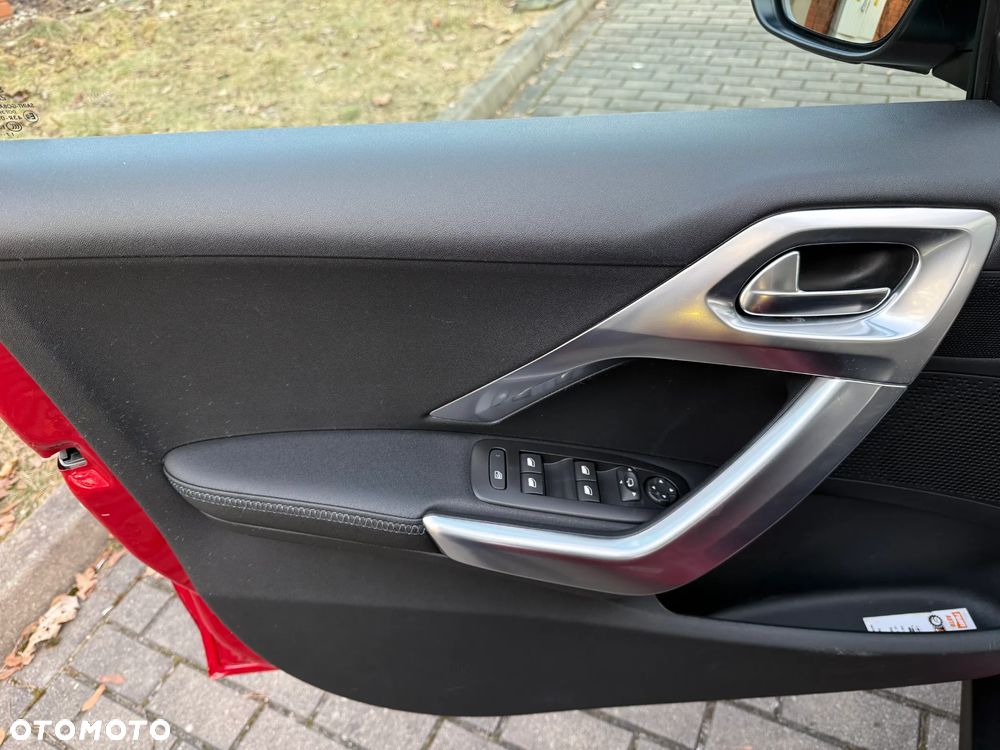 Peugeot 2008 PureTech 110 Stop&Start Crossway - 24