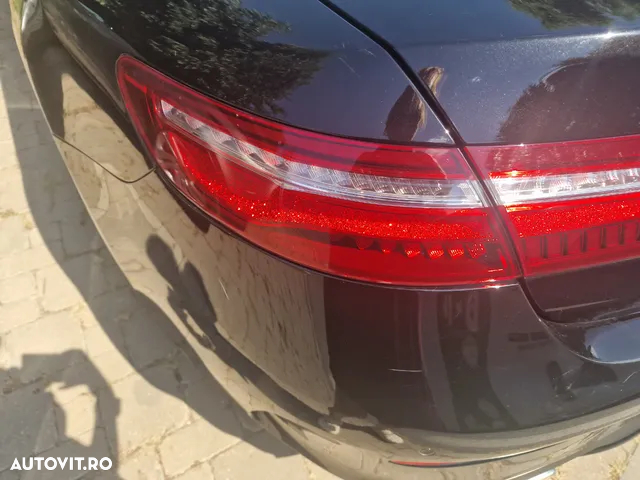 Mercedes-Benz E - 9