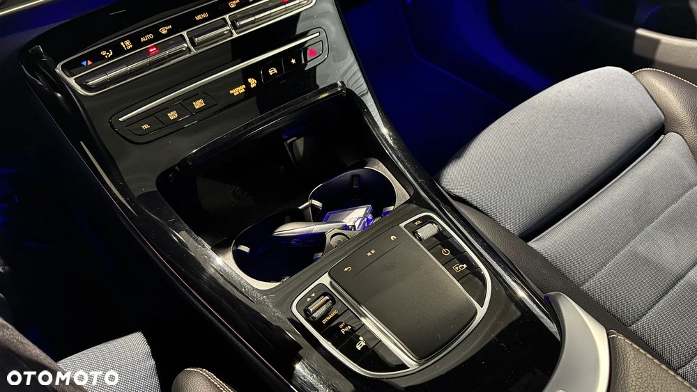 Mercedes-Benz EQC 400 4-Matic Sport - 25
