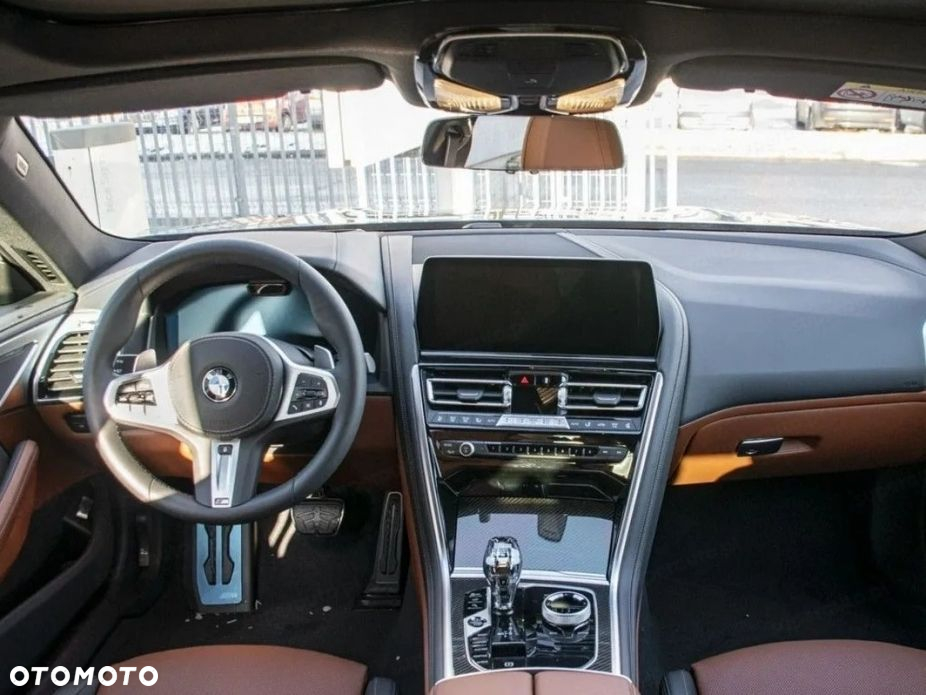 BMW Seria 8 840i xDrive - 6