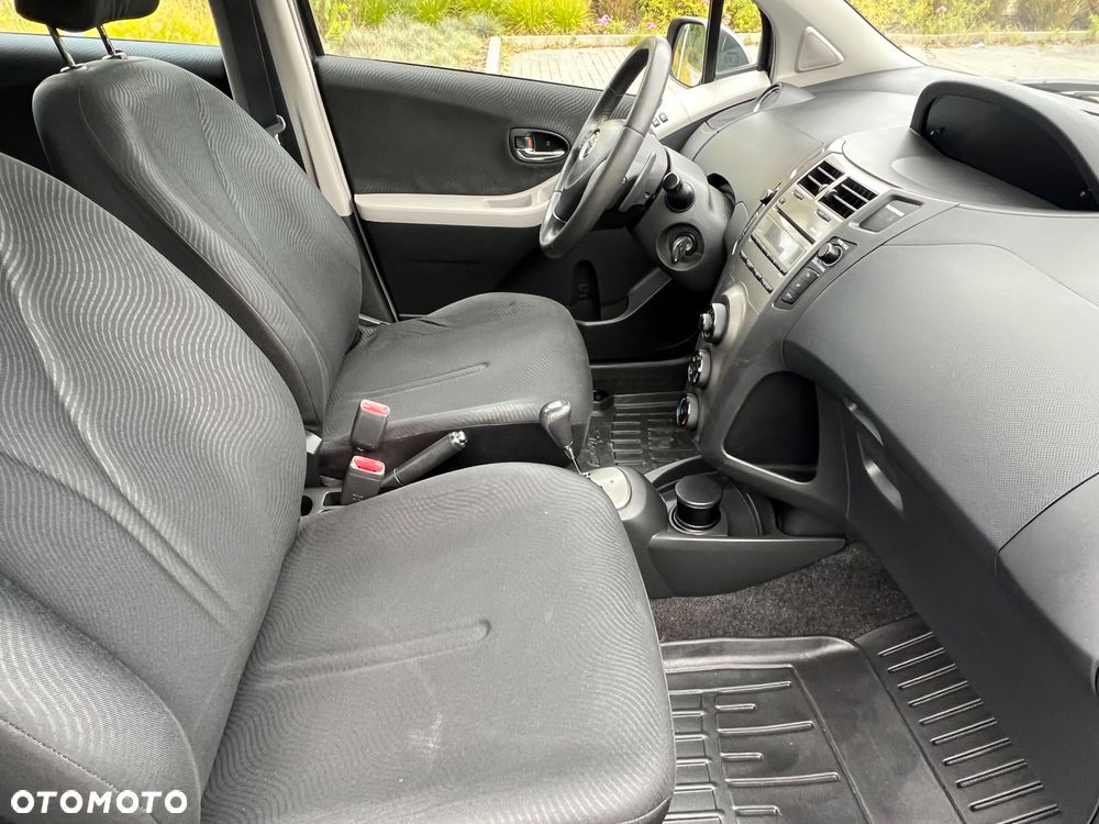 Toyota Yaris 1.33 Sol MM - 13