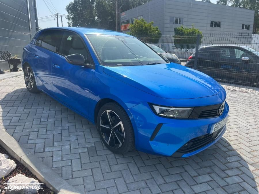 Opel Astra 1.2 T Elegance - 4