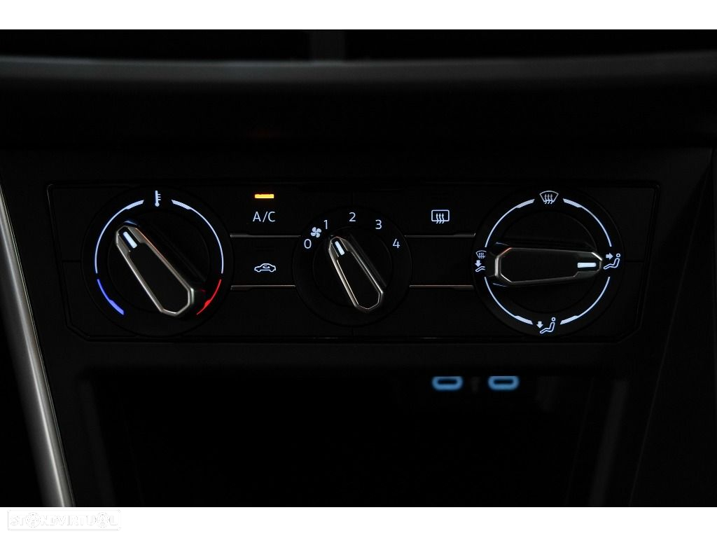 VW Polo 1.0 TSI Urban - 18