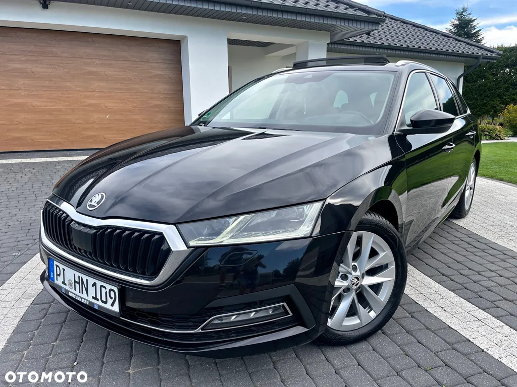 Skoda Octavia Combi 2.0 TDI DSG Exclusive Plus - 4