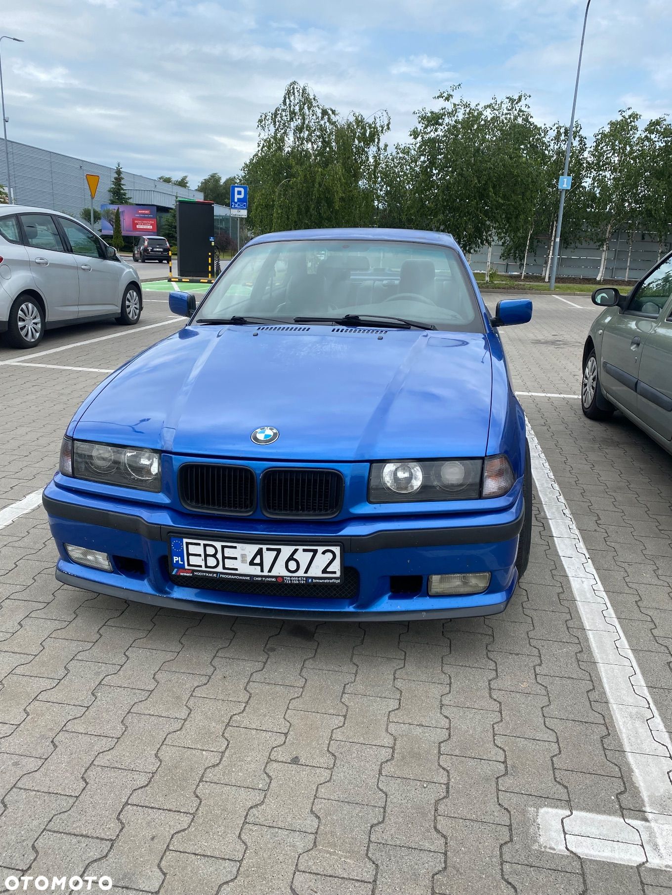BMW Seria 3 318is - 1