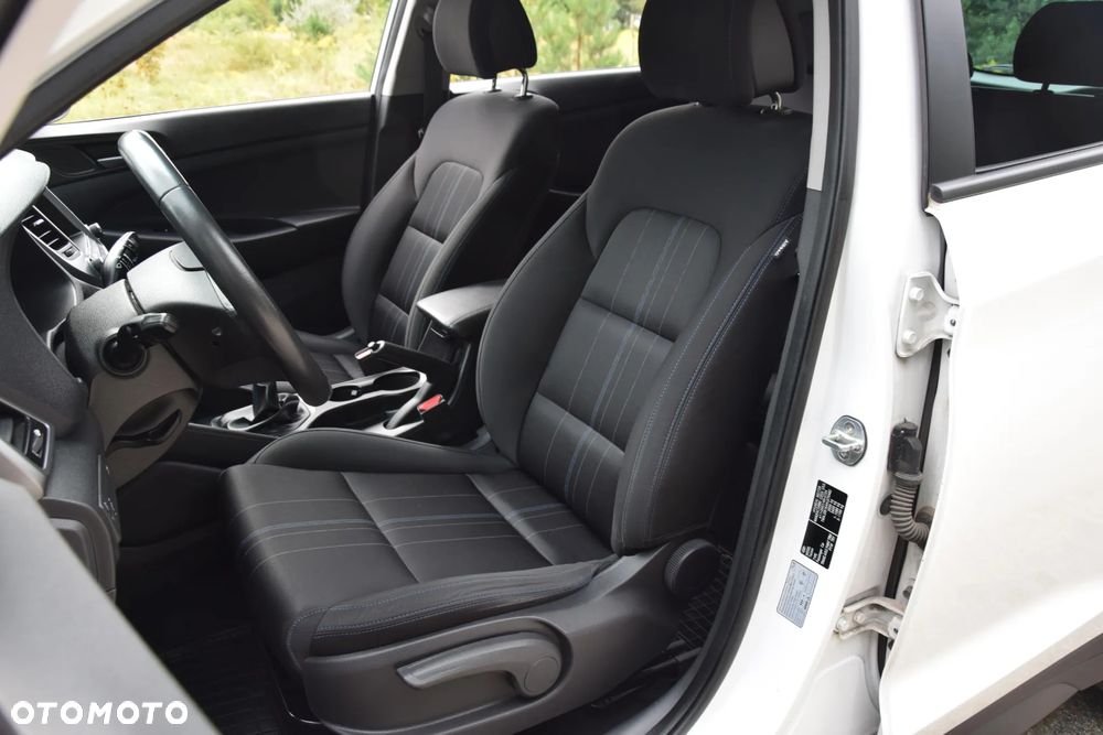 Hyundai Tucson 1.7 CRDI BlueDrive Comfort 2WD - 20