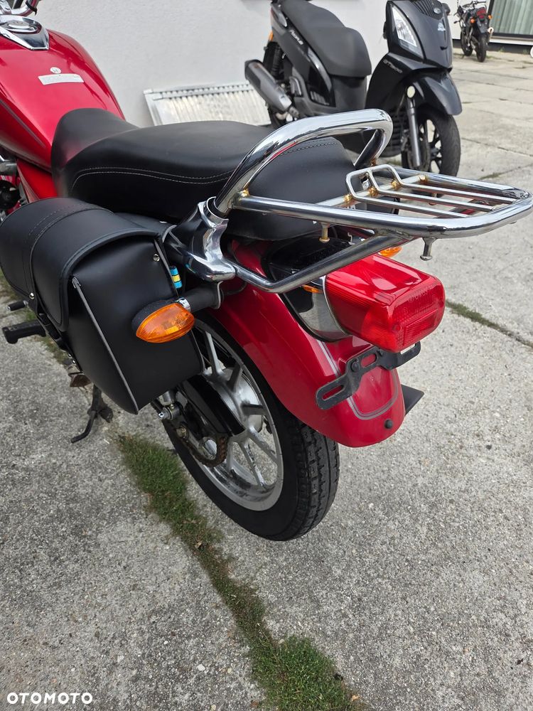 Yamaha YBR - 7